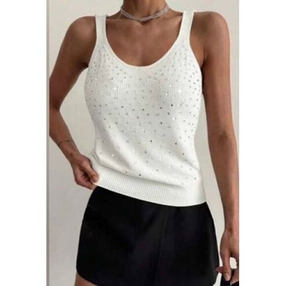 Tops - White Knitted Sweater With Rhinestone Embellishment